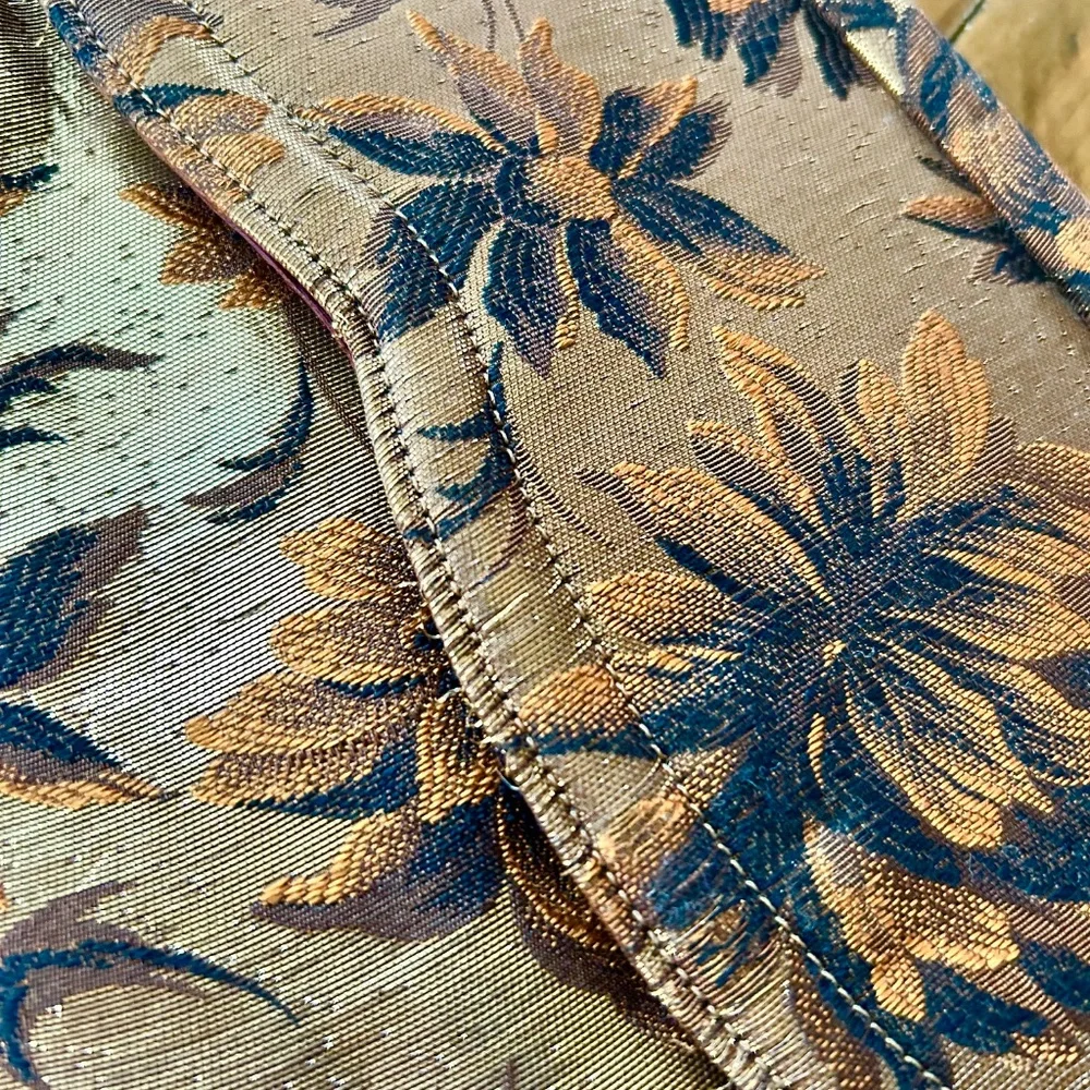 Vintage Mid-Century-Modern Gold Lame Clutch Purse - Picture 8 of 16